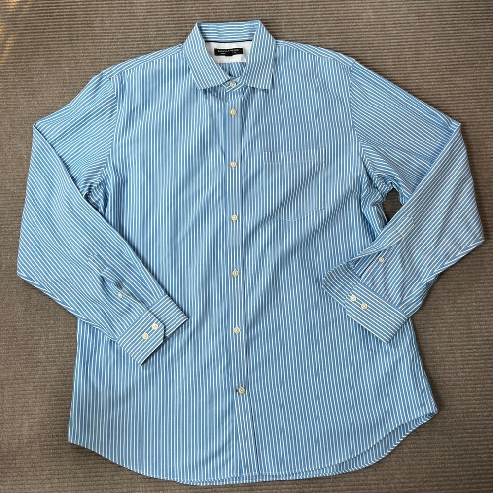 Banana Republic Men XL Blue White Striped Non-Iron Classic Fit Button Down Shirt